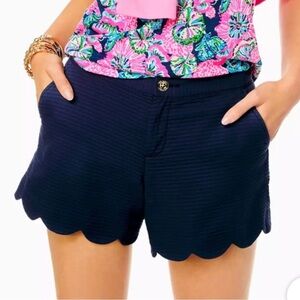 Lilly Pulitzer, Buttercup Scallop Shorts, 00